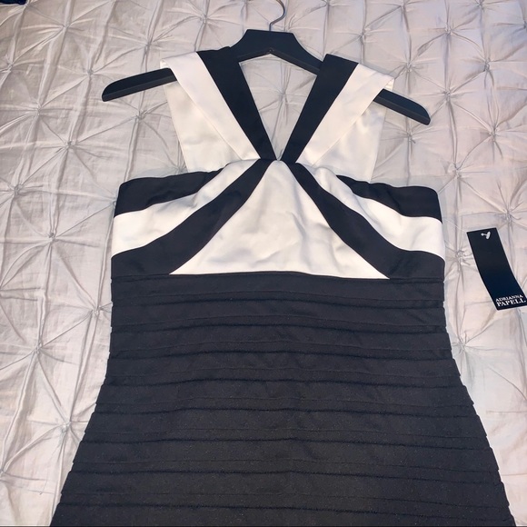 NWT - Gorgeous Adrianna Papell Dress sz 10 - Picture 2 of 8